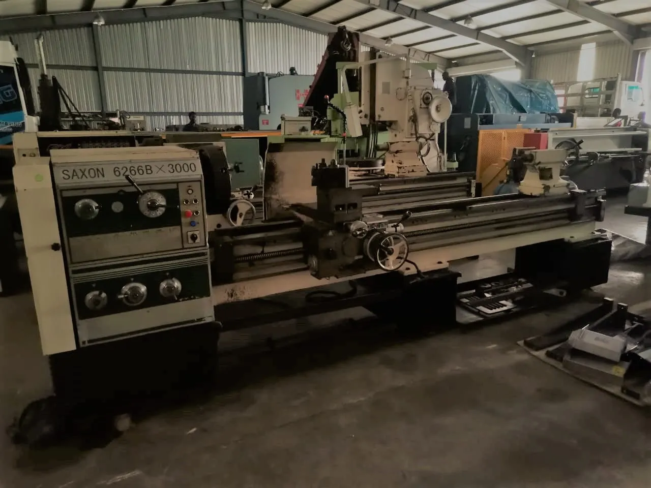 Saxon lathe 3000 x 660 & 82mm bore PRICE; R225,000 excl VAT